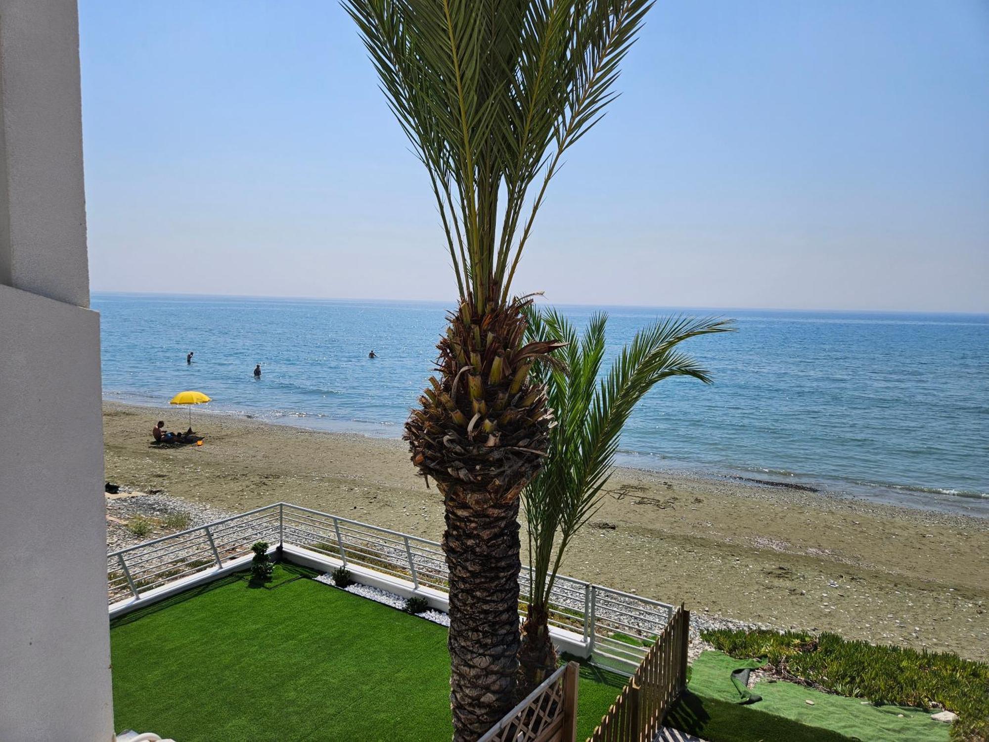 Beach House At Seafront Βίλα Meneou Εξωτερικό φωτογραφία